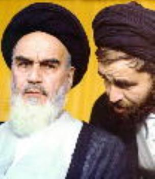  نوفل لوشاتو/ پایگاه رسانه ای انقلاب با حضور امام و تدبیرحاج احمد اقا