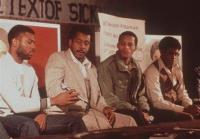 علت صدور فرمان امام برای آزادی گروگان های زن امریکایی و سیاه پوستان چه بود؟ 