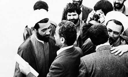 علت پذیرش نخست وزیری از طرف شهید باهنر چه بود؟
