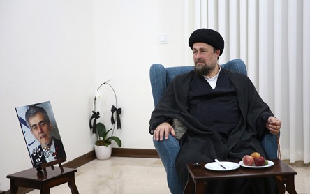آیت الله سید حسن خمینی: دشمنان خواب آشفته ای برای کشور دیده بودند/ اگر انسجام، همدلی و قدرت ملی ما نبود، ممکن بود خون  شهدا به هدر رود