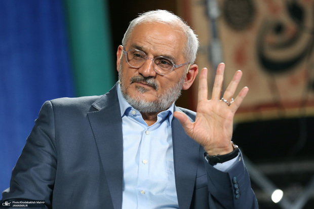 حاجی میرزایی، رئیس دفتر رئیس جمهور: امام برای ما جلوه عینی دین بود/ اگر حمایت های رهبری نبود، پزشکیان نمی توانست پای رویکردش بایستد 