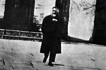 نور چشم امام در روزهای سخت/ نگاهی به وصیت نامه ۵ رجب ۱۳۸۴ در تبعید