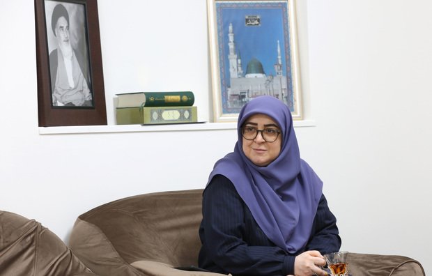 سخنگوی دولت: زیست امام خمینی(س) اخلاقی و مهربانانه بود و این شیوه در همه  ادوار کارآیی دارد