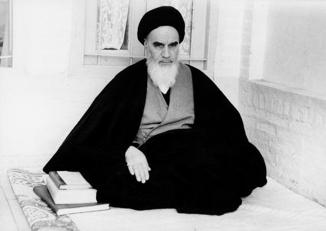 حق طلاق زنان از نگاه امام خمینی (س): اختیار و عدالت در چارچوب عقد اسلامی