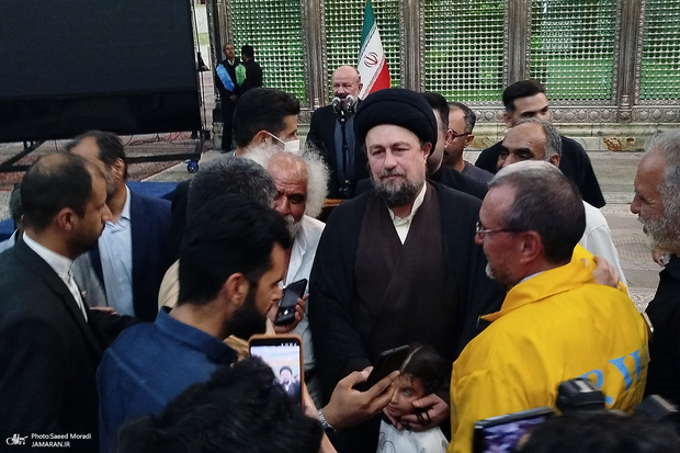 آیت الله سید حسن خمینی: گاهی ماندن و پس از شهادت ها مسئولیت را به دوش کشیدن، به مراتب سخت تر است/ ان شاء الله خداوند ما را گرفتار توجیهات دنیاپسندانه نکند