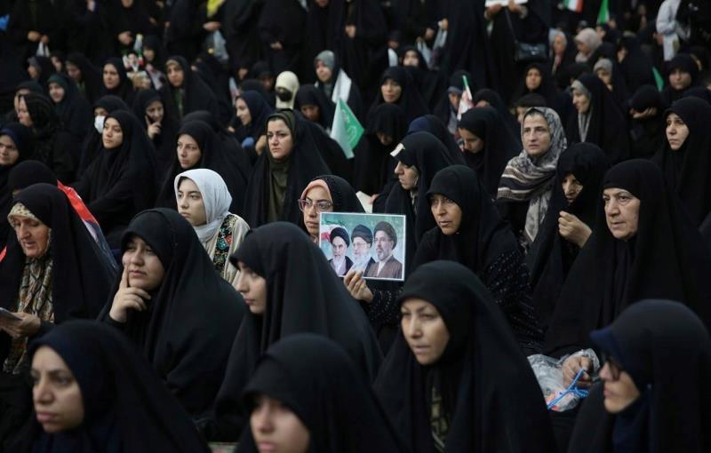گزارش تصویری مراسم سی و هفتمین سالگرد بزرگداشت امام خمینی 