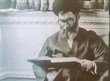 رمزگشایی رهبر شهید انقلاب / چرا کتاب «صلح امام حسن(ع)» را ترجمه کردم؟