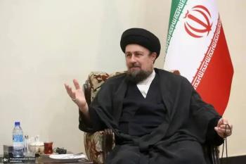 سید حسن خمینی: نقش بزرگ امام خمینی در جلوگیری از انحلال ارتش و اهتمام ویژه رهبر شهید انقلاب در تقویت و تجهیز این لشکر الهی، از ارتش سدّی محکم مقابل دشمنان ساخته است