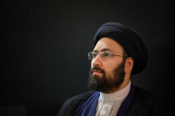 تبریک سید علی خمینی به آیت الله سید مجتبی خامنه ای: انتخاب حضرتعالی محکم ترین سیلی بر صورت مستکبران عالم بود/ پیام روشن انتخاب شما این است که ایران راه رهبر شهید را ادامه خواهد داد/ قبول این مسئولیت سنگین جهادی بزرگ بود