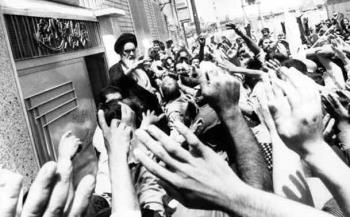 رژیم سلطنتی خلاف حقوق بشر است/ درجه دارها، همافرها، ‎ ‎ افسرهای نیروی هوایی همه مورد تشکر و تمجید ما هستند