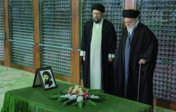 حضور رهبر معظم انقلاب در حرم مطهر امام خمینی 