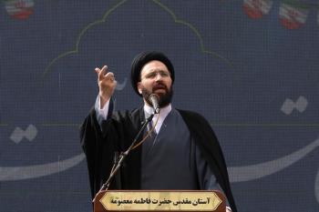 سید علی خمینی: مذاکره کنندگان را مجاهدانی در عرصه دیپلماسی و در کنار مجاهدان سپاه می دانیم/ سخن از براندازی نظام اسلامی در قدوقواره ترامپ و نتانیاهو نیست