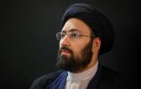 سیدعلی خمینی: دشمنان آرزوی عقب نشینی جمهوری اسلامی را به گور خواهند برد/ امروز زمان گوشه گیری، عزلت و گریه نیست، بلکه روز حرکت و قیام است/ سازوکارهای قانونی کشور کامل است و هیچ خلأ قانونی در اداره جمهوری اسلامی ایجاد نشده و نخواهد شد