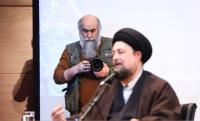 خاطرات امرالله عزیزنیا از ۳۵ سال عکاسی در حرم امام خمینی 
