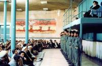 کلام ماندگار حضرت امام (س) : "مملکت ما احتیاج مبرم به خدمت دارد"
