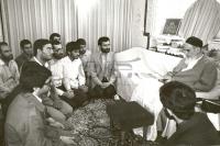 تصاویر منتشر نشده از دیدار شهید سید کمال خرازی با امام خمینی (س)