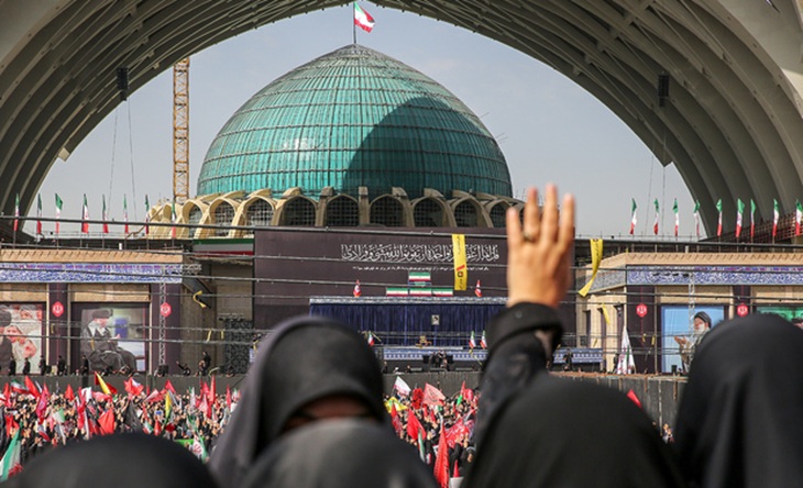در میان هزاران روایت؛ وقتی تهران یک صدا شد