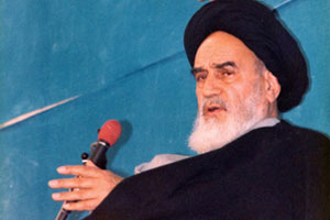 تاکید امام خمینی بر جایز نبودن ورود قواى مسلح در احزاب‏ و گروه های سیاسی
