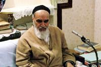 امام خمینی: باید افراد اطلاعات مستقل، منزه و متقى باشند