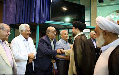 گزارش تصویری دیدار جمعی از پیشکسوتان ورزش کشور با یادگار حضرت امام