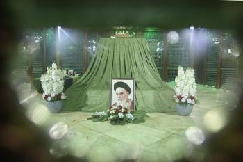دومین شب عزاداری حضرت سید الشهدا (ع) در حرم امام خمینی 