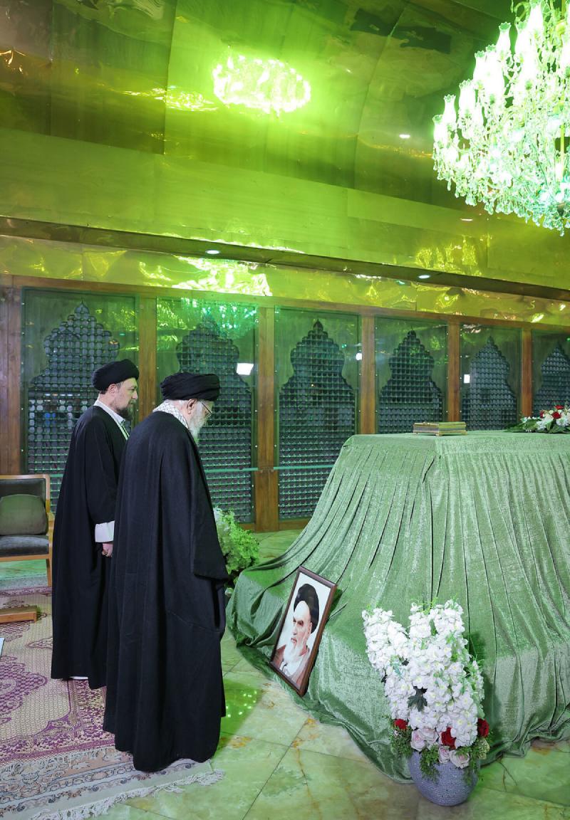 چهل و هفتمین سالروز پیروزی انقلاب اسلامی و آغاز جشنهای دهه فجر، رهبر انقلاب اسلامی